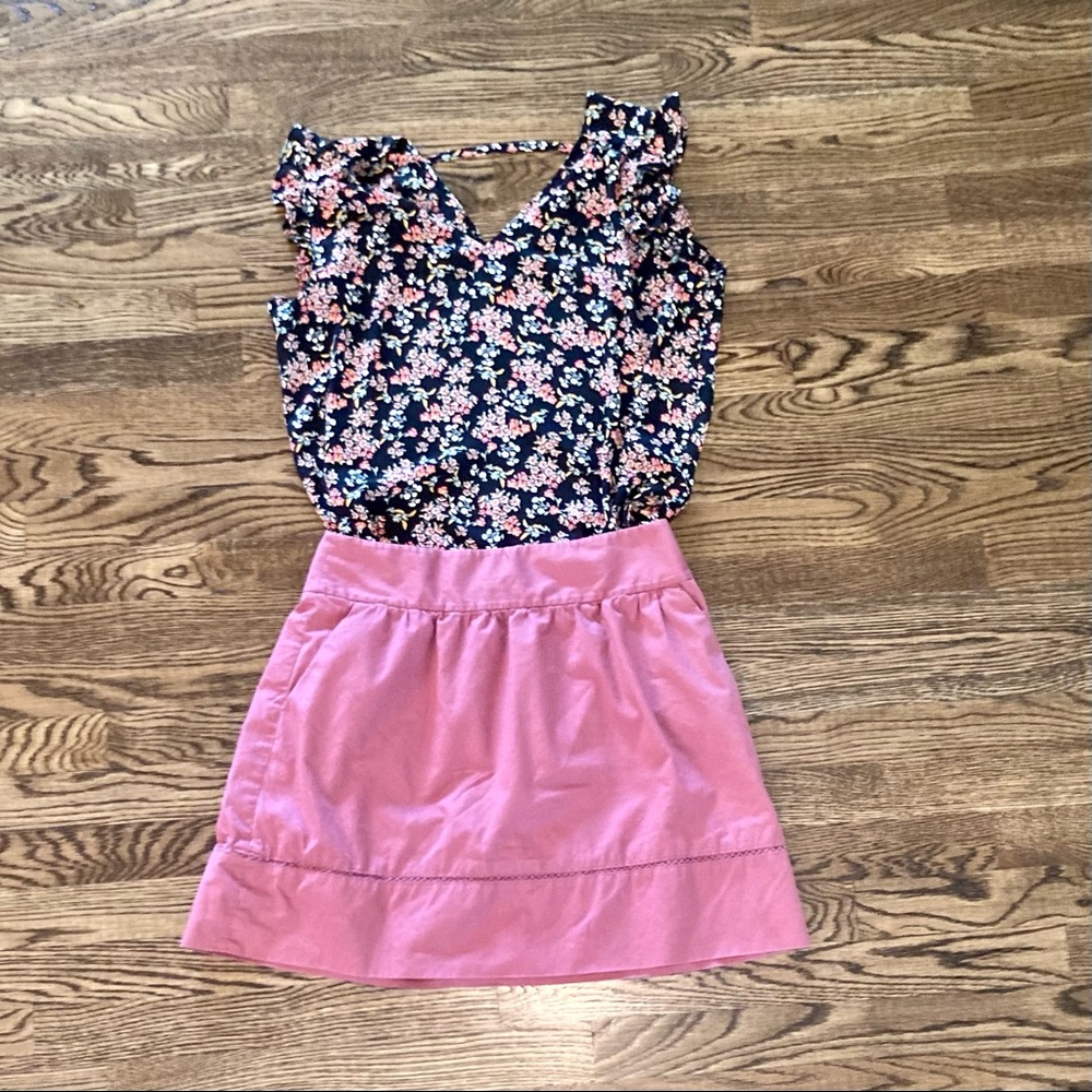 LOFT Mauve/ rose dark pink mini skirt size 6 Valentine's Day